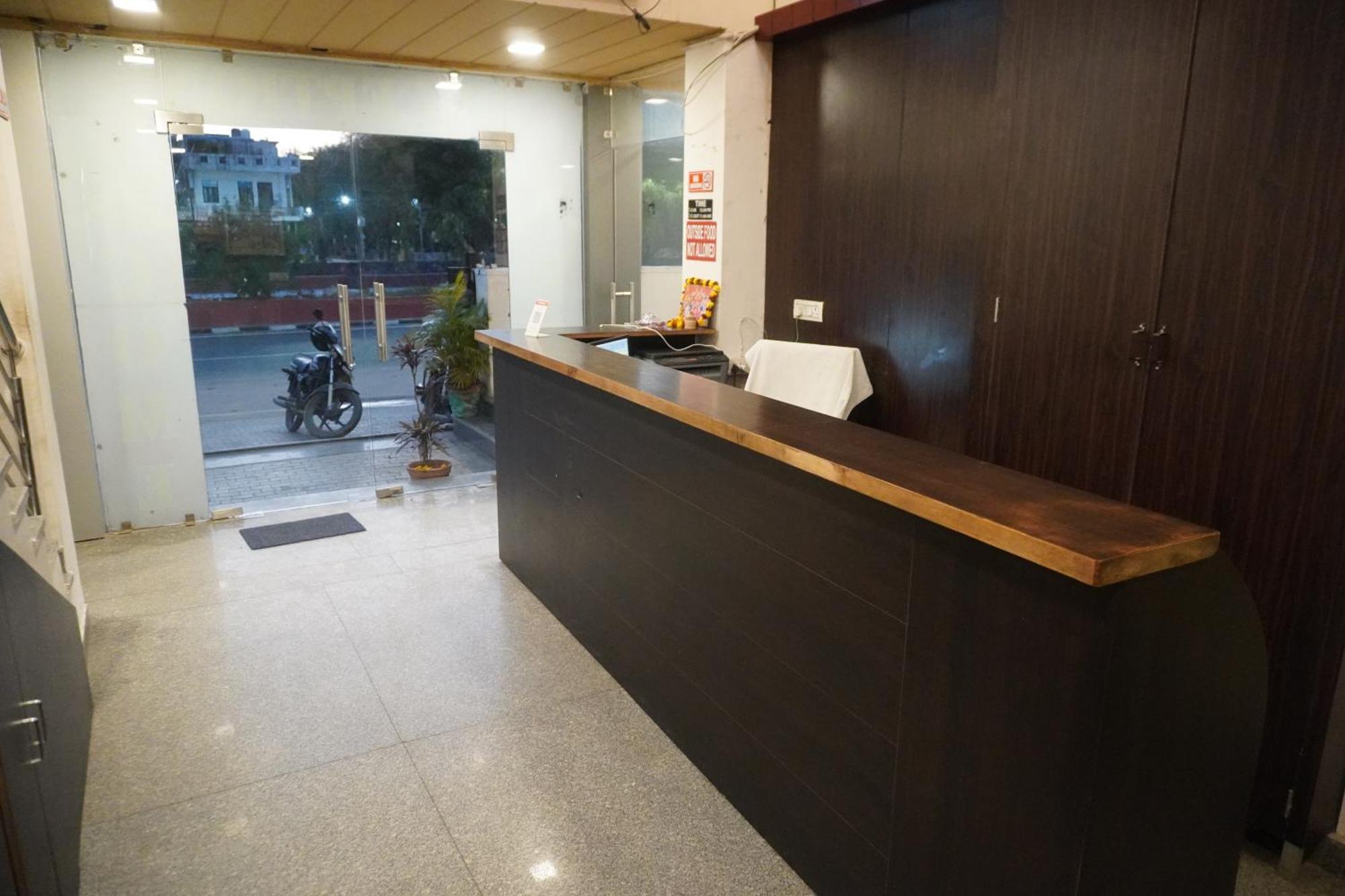班瓦尔尼瓦斯酒店 斋浦尔 外观 照片